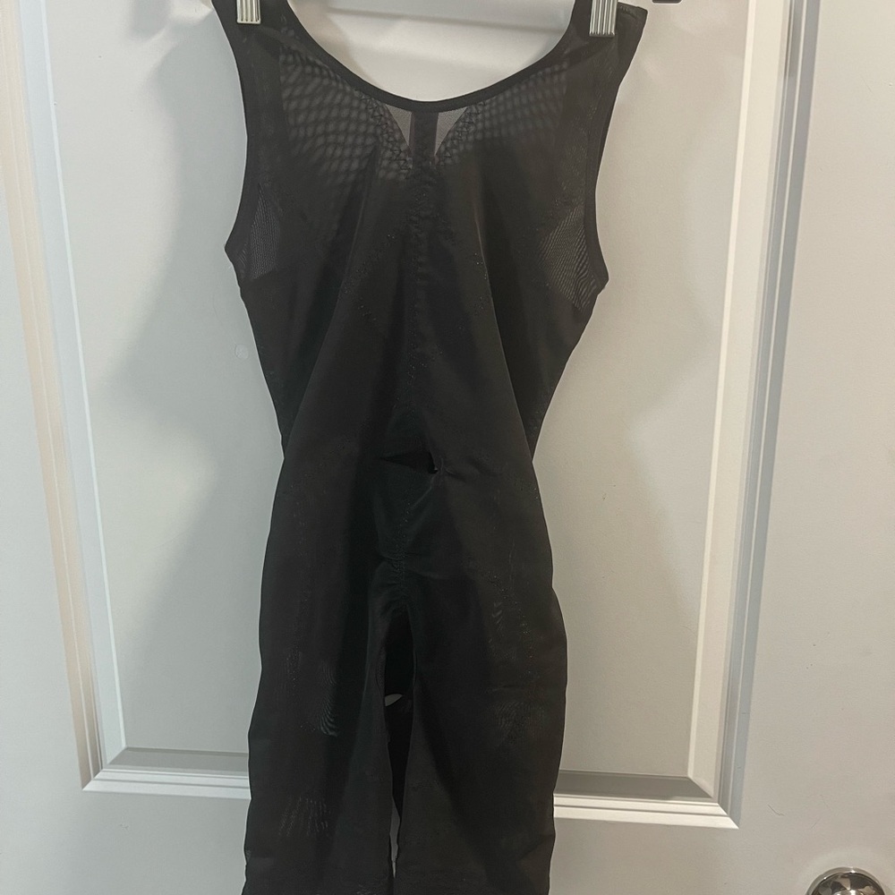 Tracy Shape Wear Size Small Black New With Tags